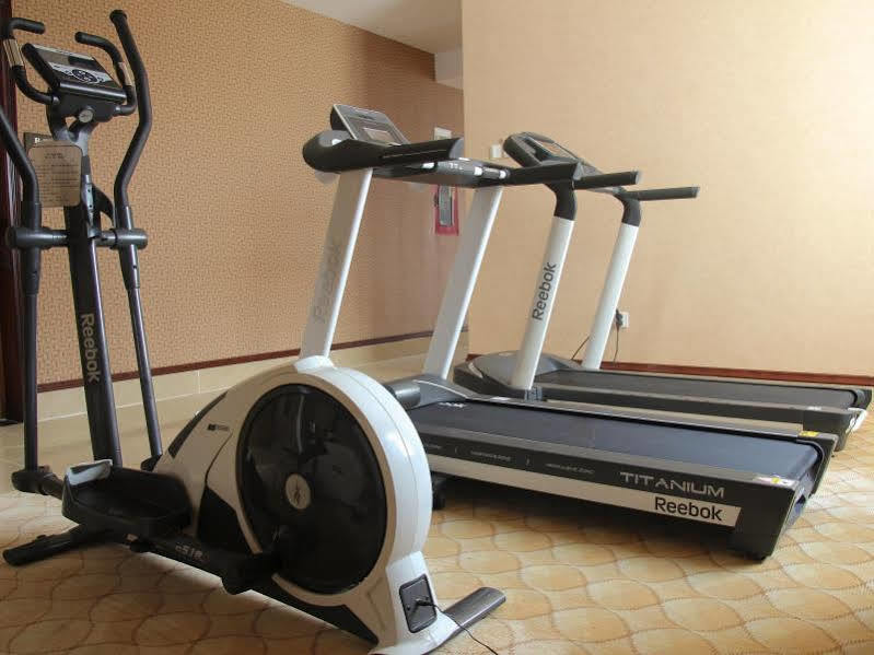 West Hotel Кан То Екстериор снимка